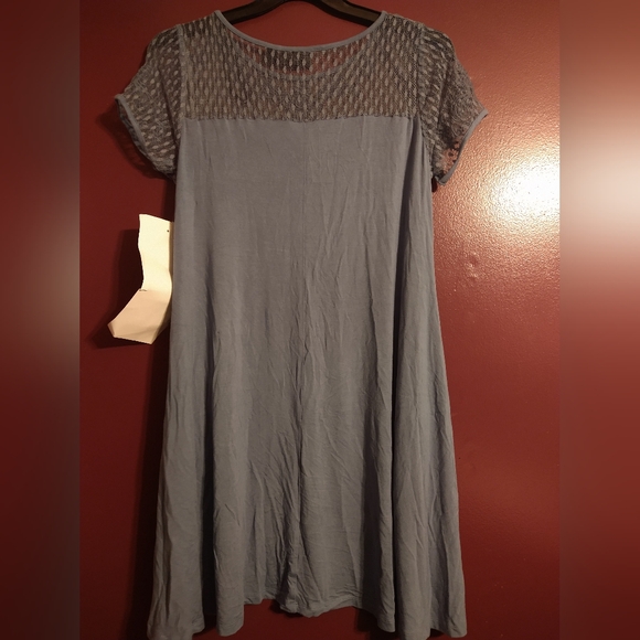 Nina Leonard Large Blue Short Sleeve Summer Dress with Pockets - Picture 6 of 10